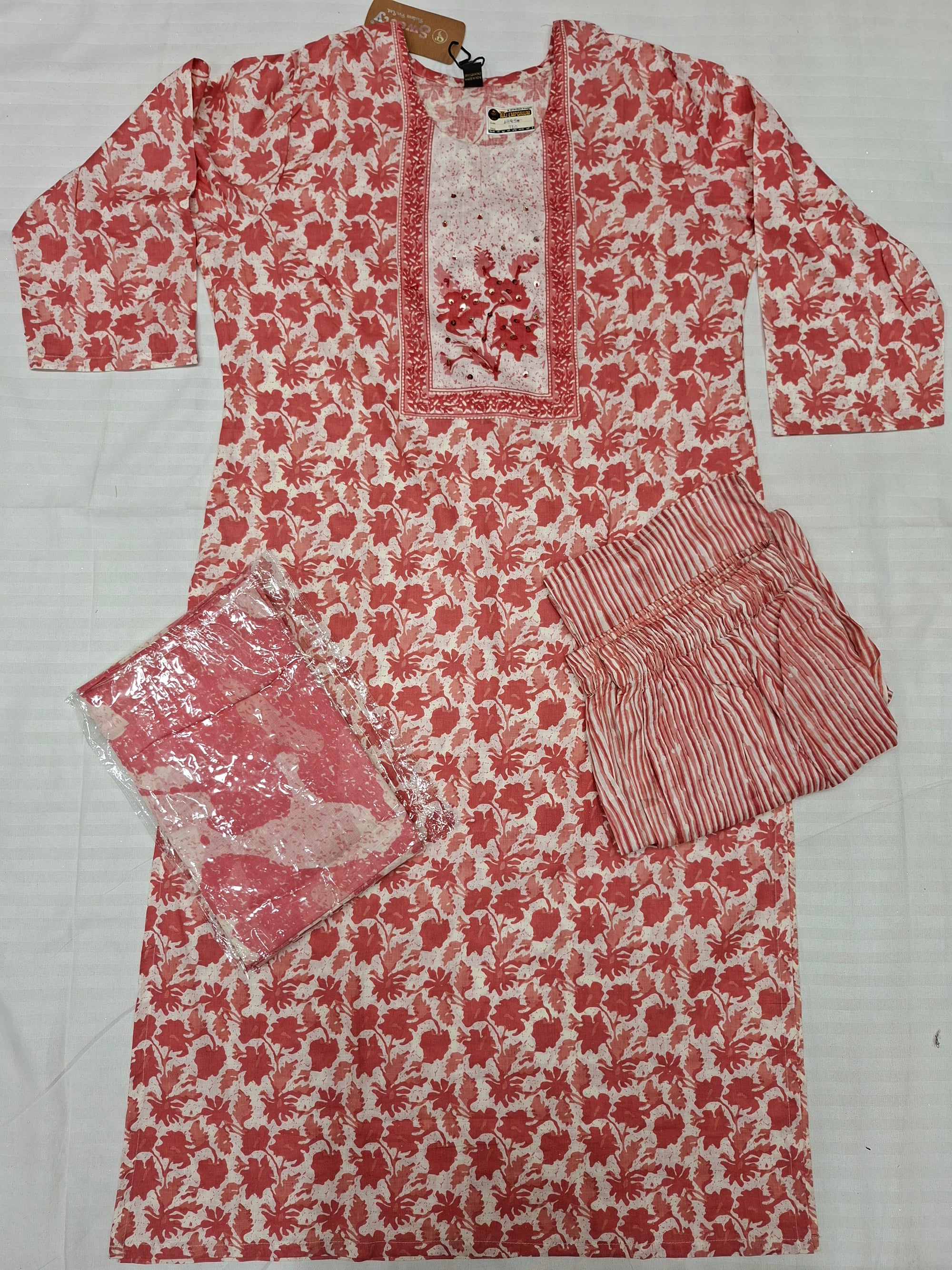 Ready made hand print Premium Quality suits in Red color prints