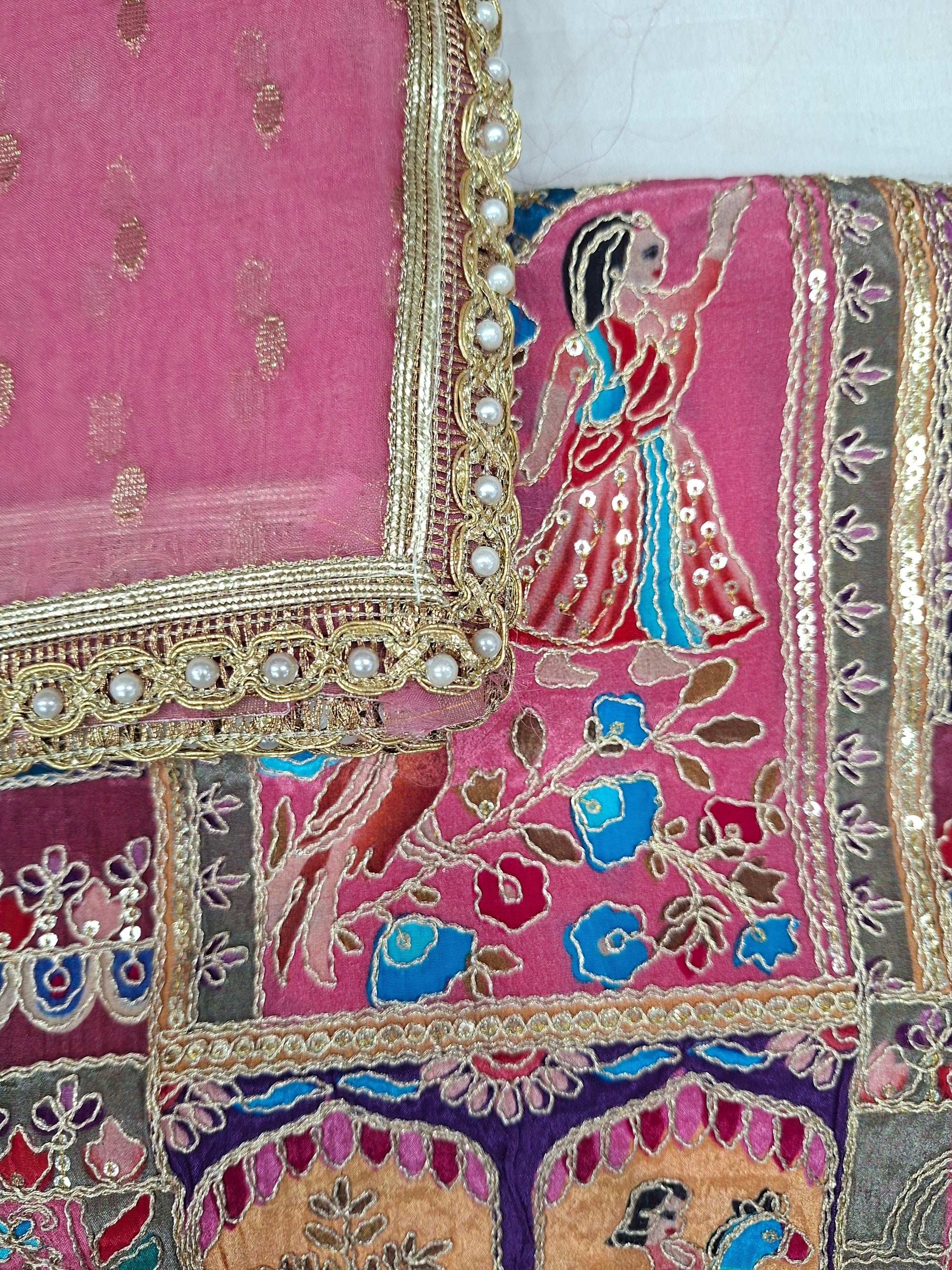 Special Raja Rani premium handprint unstitched suit